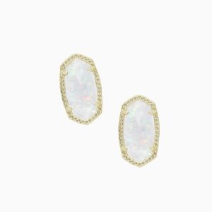 Kendra Scott Ellie Gold Stud Earrings In White Kyocera Opal